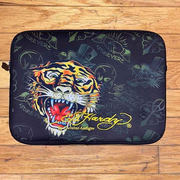 Ed Hardy Laptop Bag - Picture 1 of 8